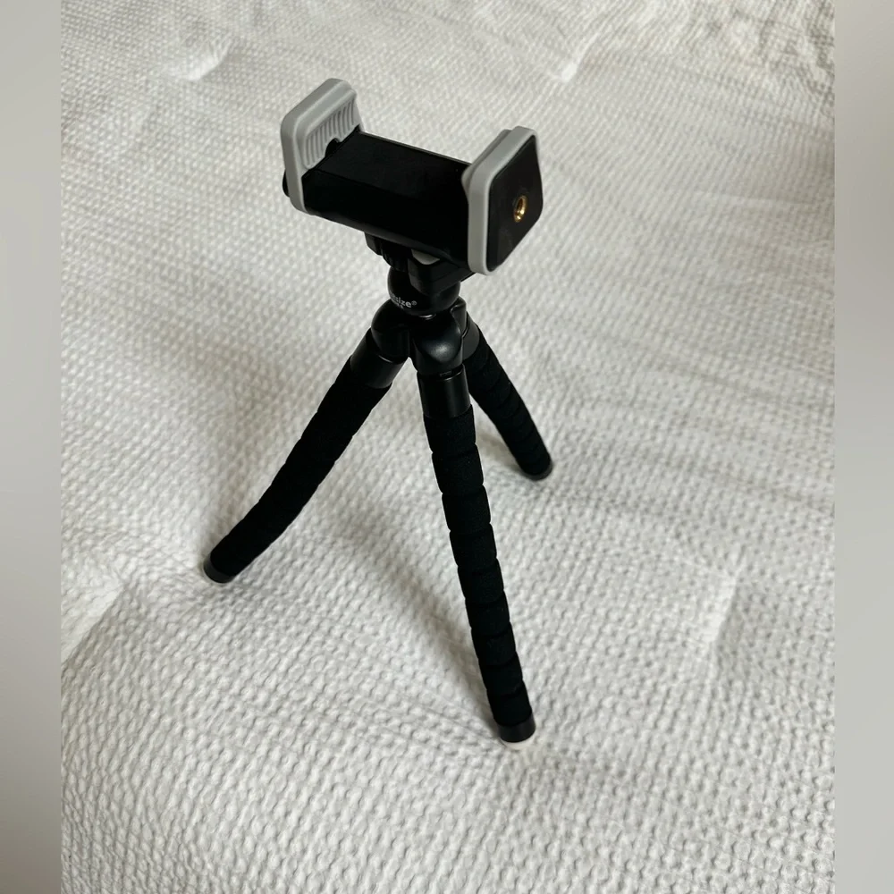 UBeesize 67” Phone Tripod and Selfie Stick